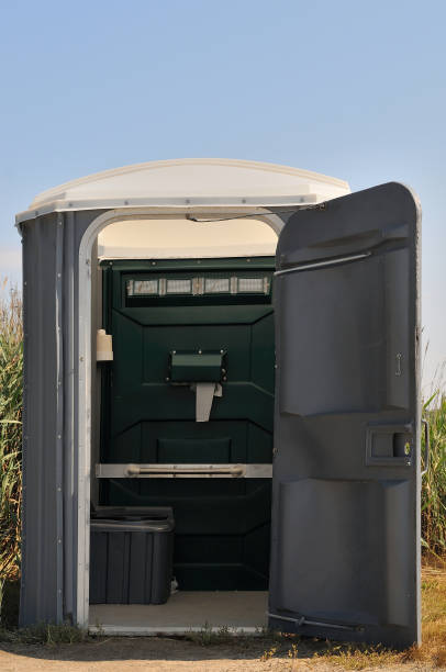 Professional porta potty rental in Columbia, IL
